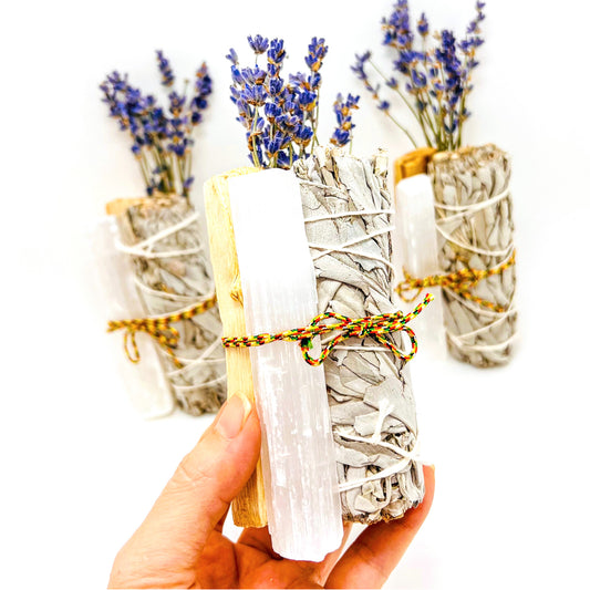 Sage, selenita, lavender & palo santo smudging