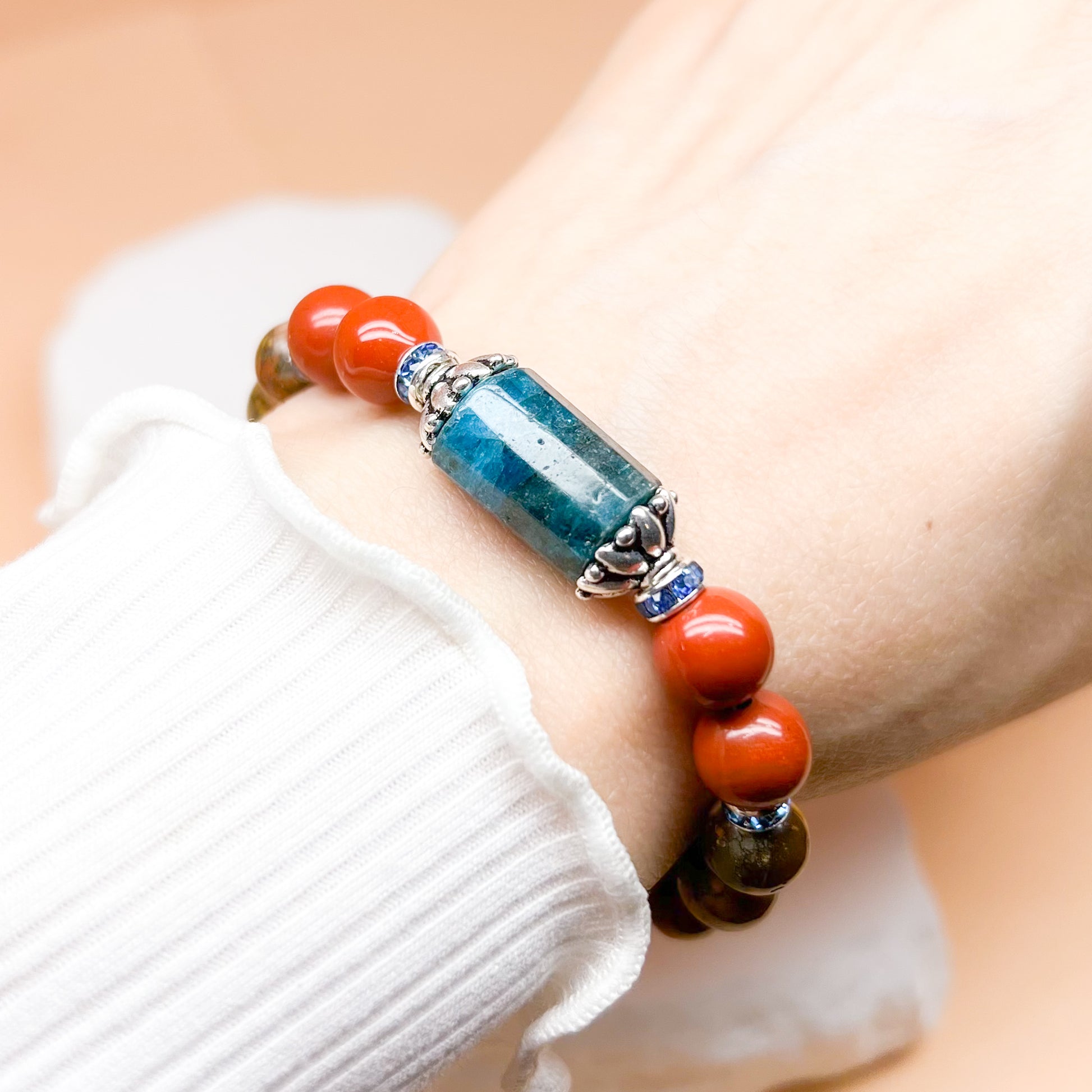 Red jasper and apatite protection bracelet