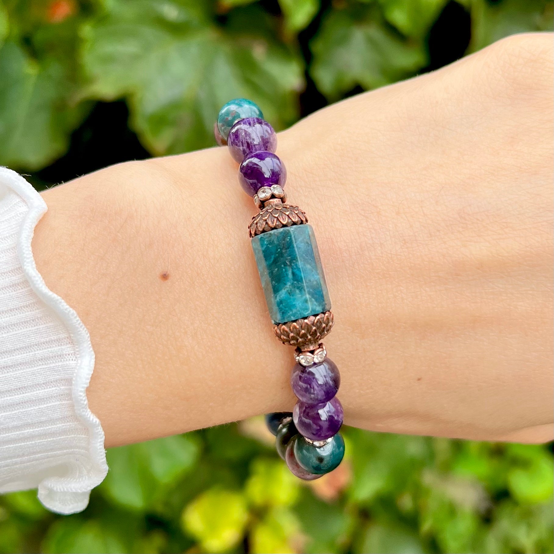 Dumortierite and amethyst jewelry bracelet