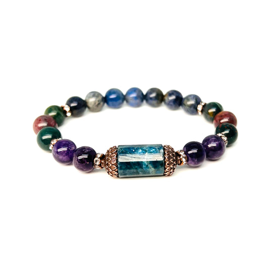 Blue apatite jewelry bracelet for career success