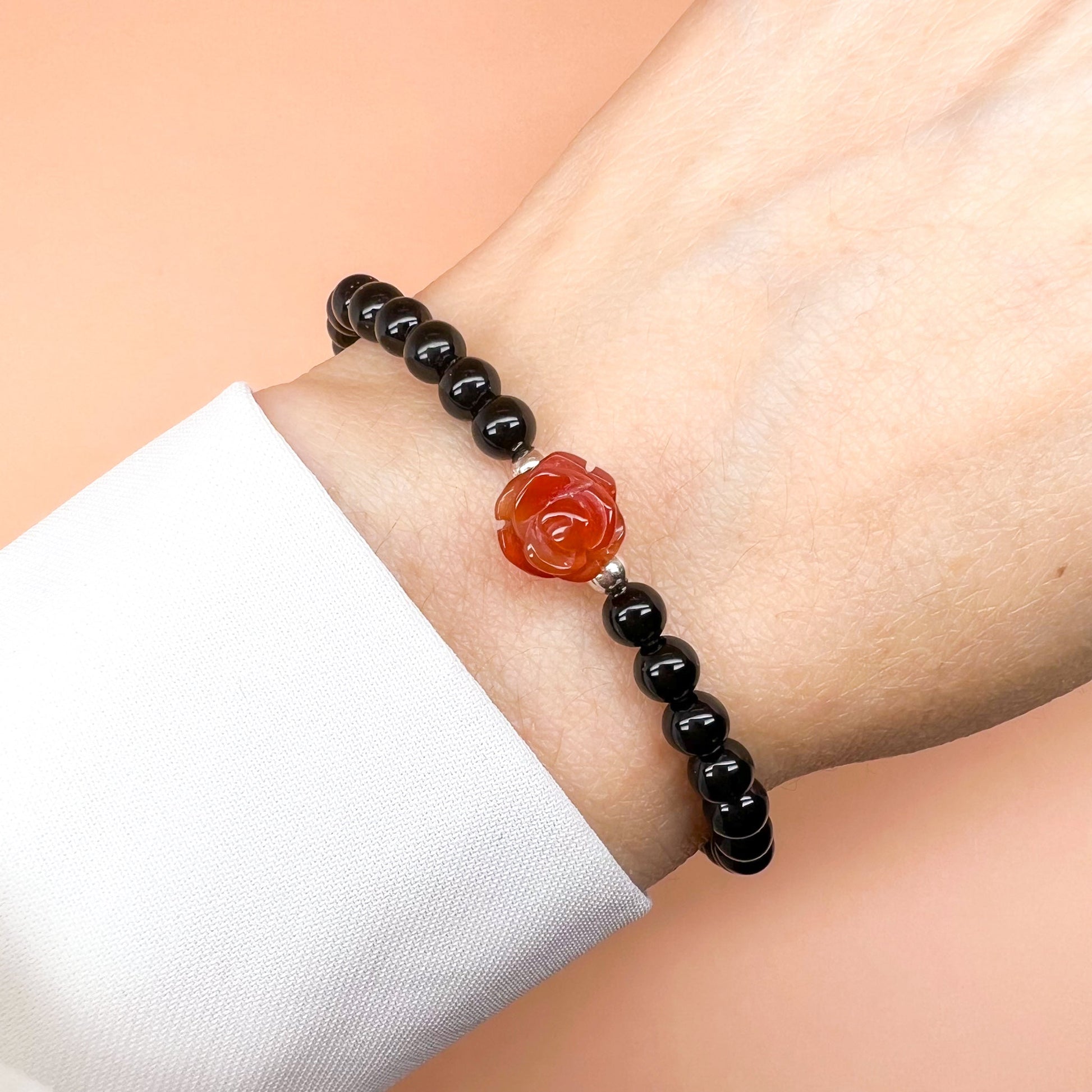 Rose agate and onyx bracelet